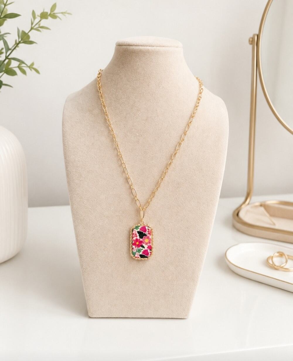 Periwinkle Gold Pink Floral Pendent Necklace New